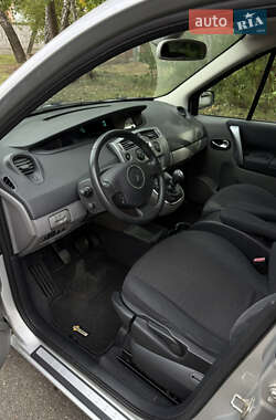 Минивэн Renault Scenic 2007 в 