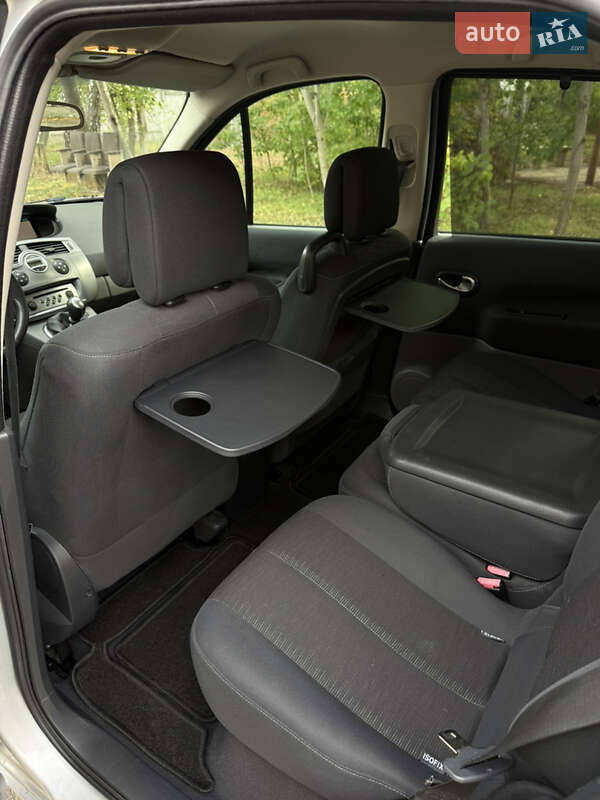 Минивэн Renault Scenic 2007 в Чернигове