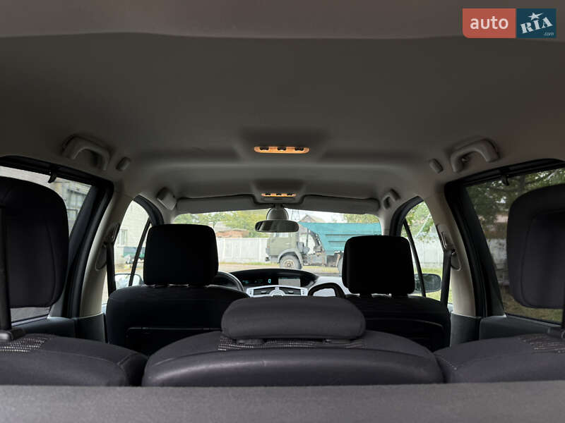Минивэн Renault Scenic 2007 в Чернигове