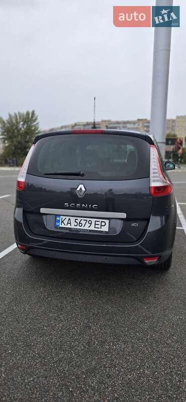 Мінівен Renault Scenic 2011 в Києві