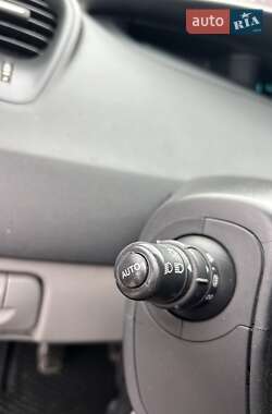 Минивэн Renault Scenic 2006 в 