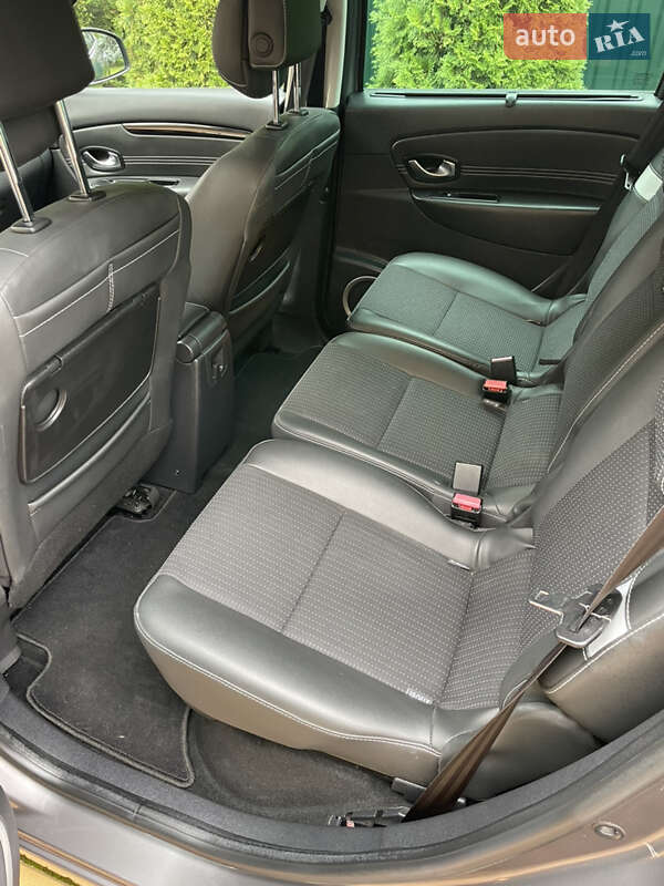 Минивэн Renault Scenic 2011 в Виннице