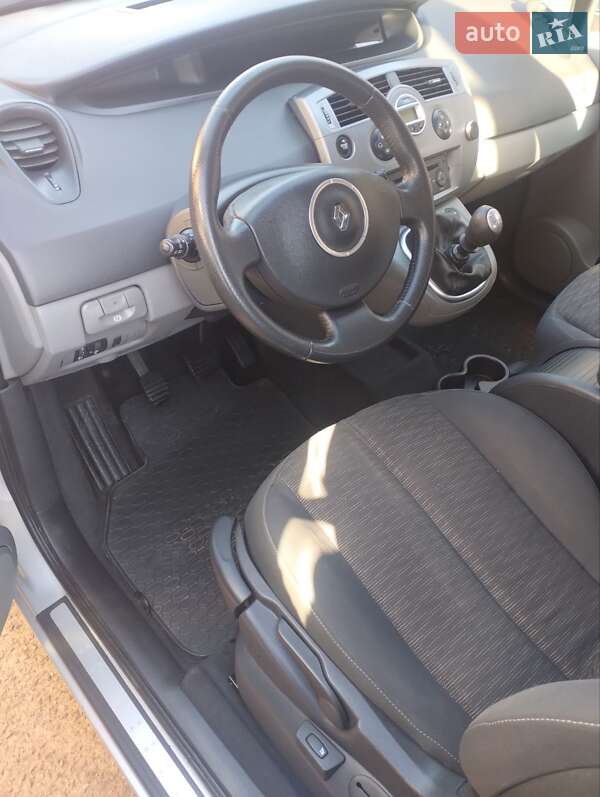 Минивэн Renault Scenic 2007 в Марганце