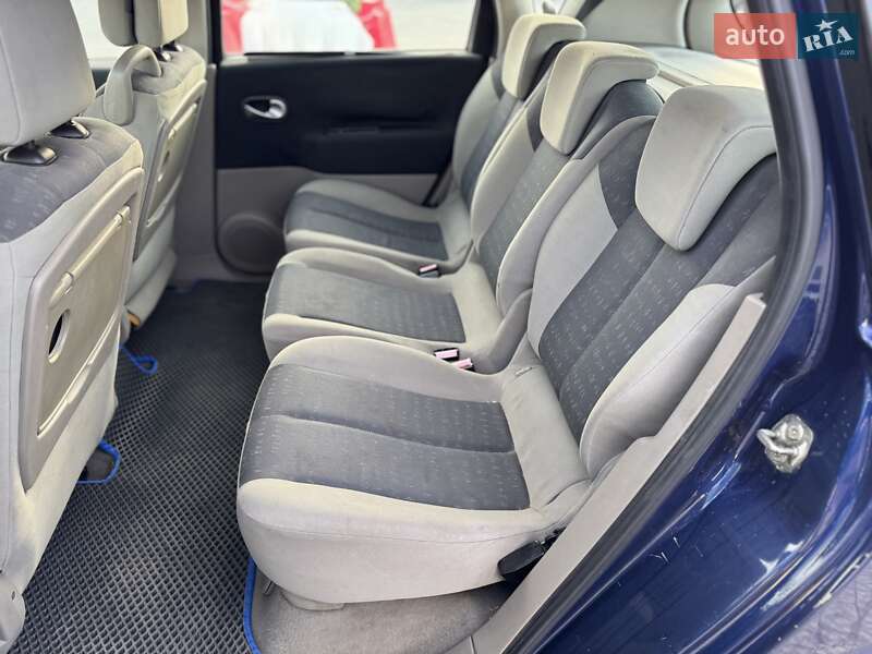 Минивэн Renault Scenic 2003 в Полтаве