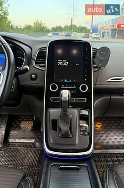 Минивэн Renault Scenic 2017 в 