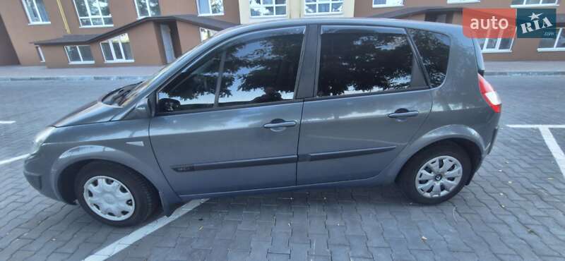 Минивэн Renault Scenic 2006 в Софиевской Борщаговке