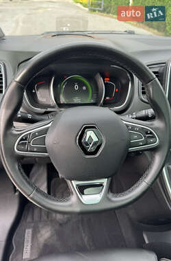 Минивэн Renault Scenic 2016 в 