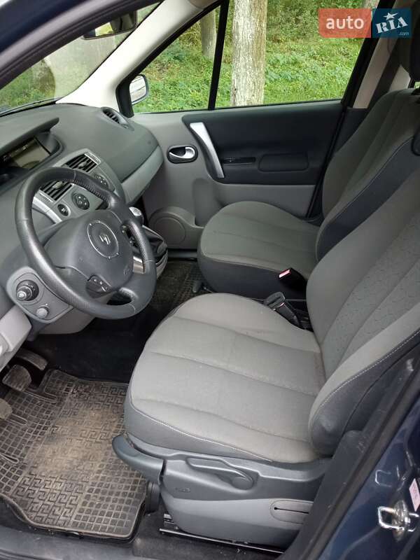 Мінівен Renault Scenic 2008 в Луцьку