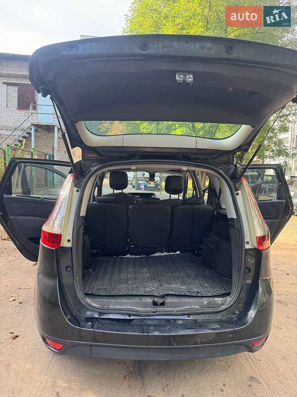 Мінівен Renault Scenic 2010 в Запоріжжі