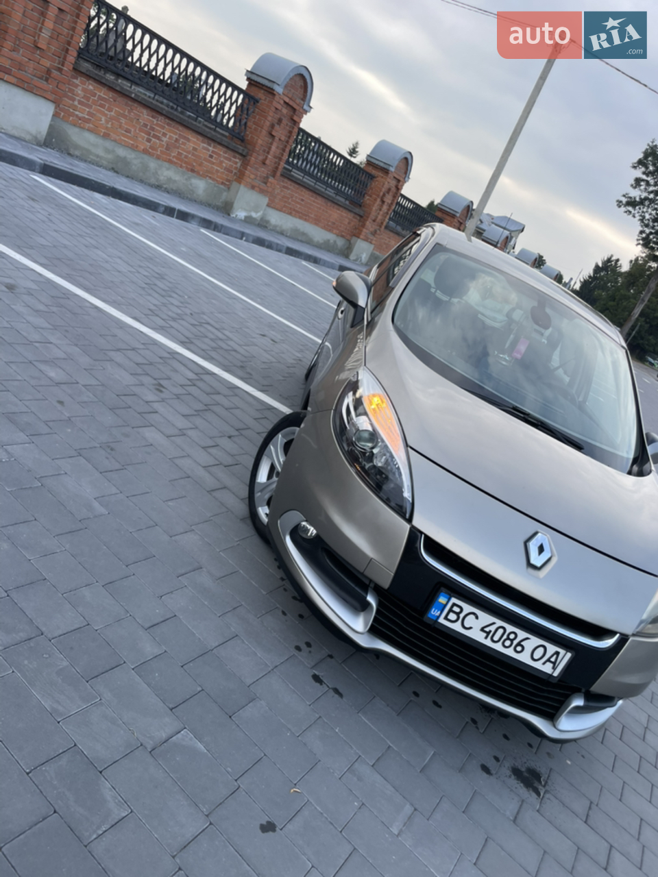 2011 Renault Scenic - мініатюра 18
