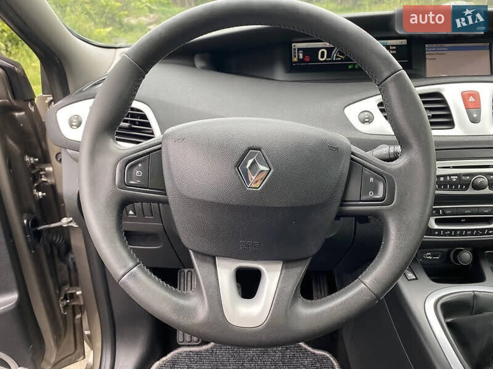 2010 Renault Scenic - мініатюра 39