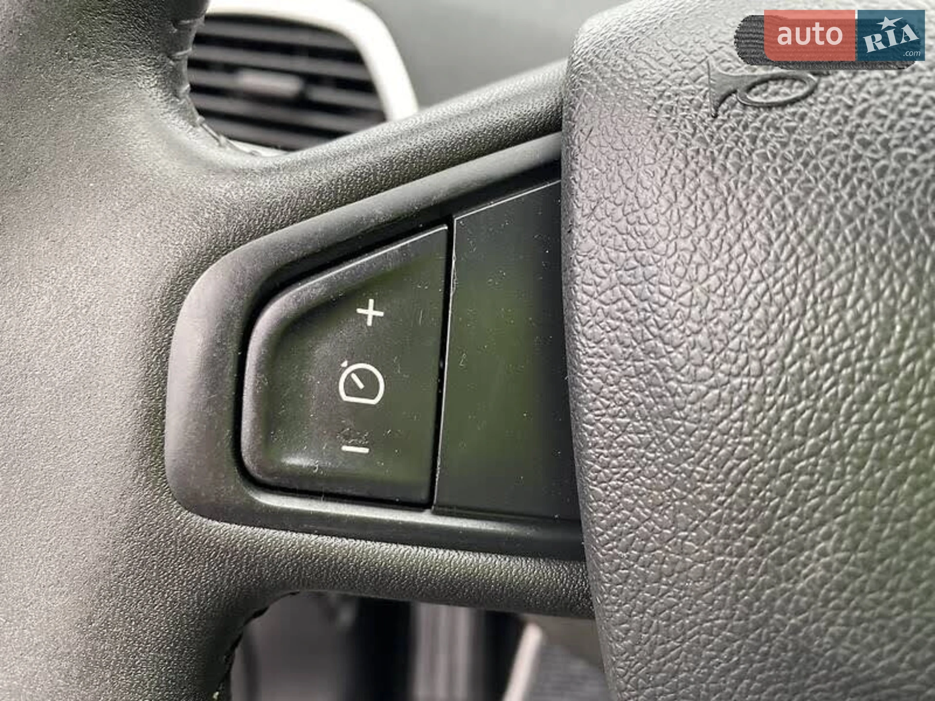 2010 Renault Scenic - мініатюра 36