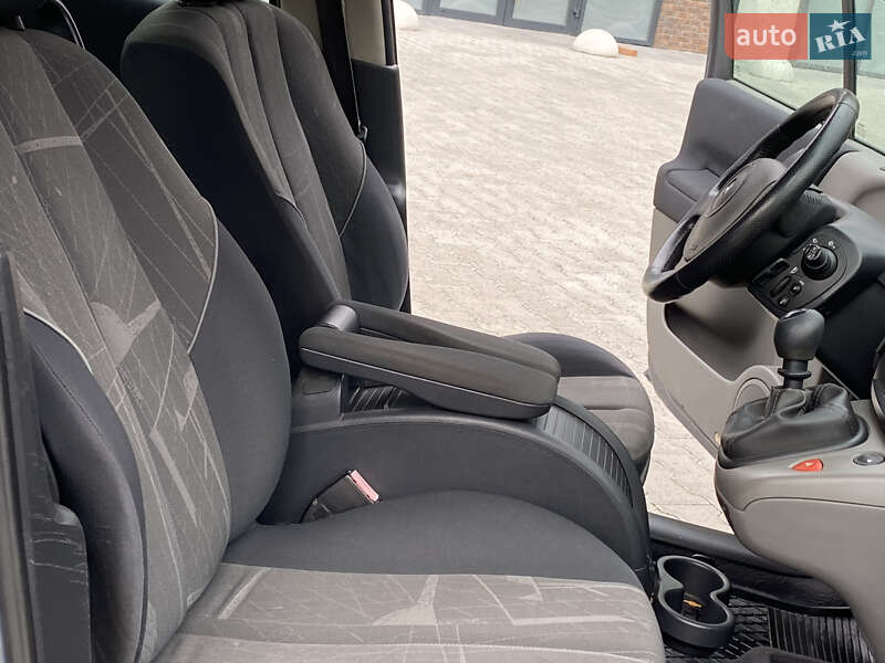 Минивэн Renault Scenic 2007 в Тернополе