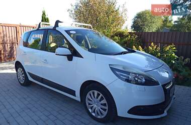 Минивэн Renault Scenic 2013 в 