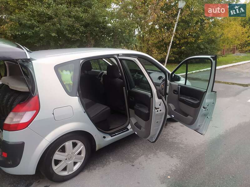 Минивэн Renault Scenic 2003 в Бердичеве