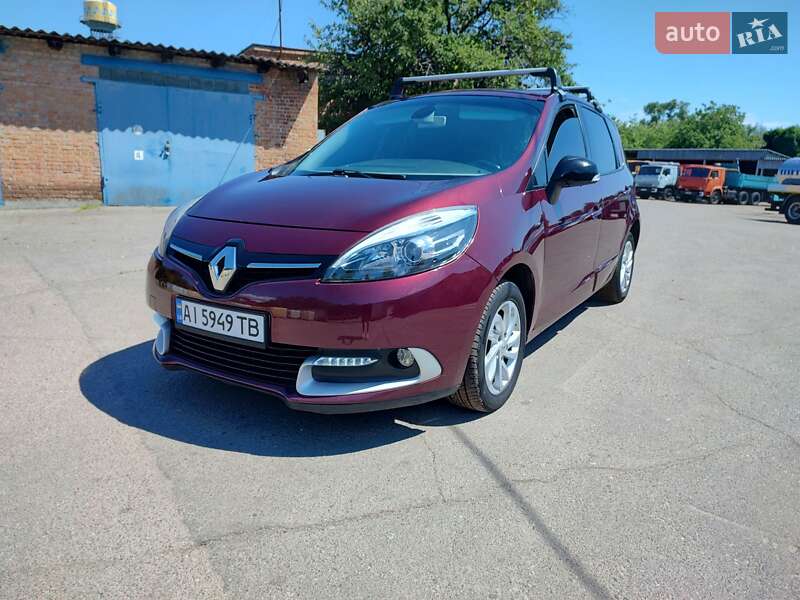 Минивэн Renault Scenic 2015 в Черкассах