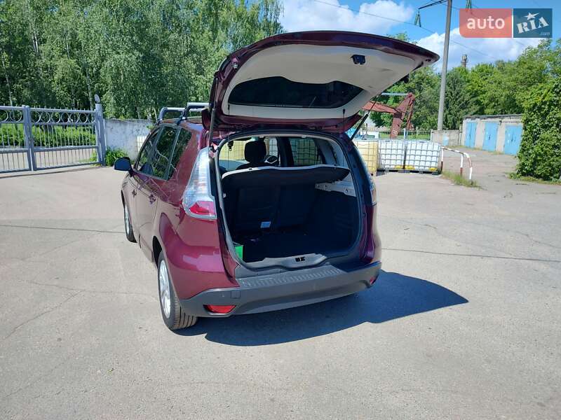 Минивэн Renault Scenic 2015 в Черкассах