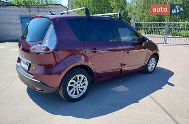 Минивэн Renault Scenic 2015 в 