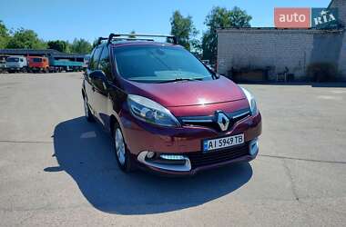 Минивэн Renault Scenic 2015 в 