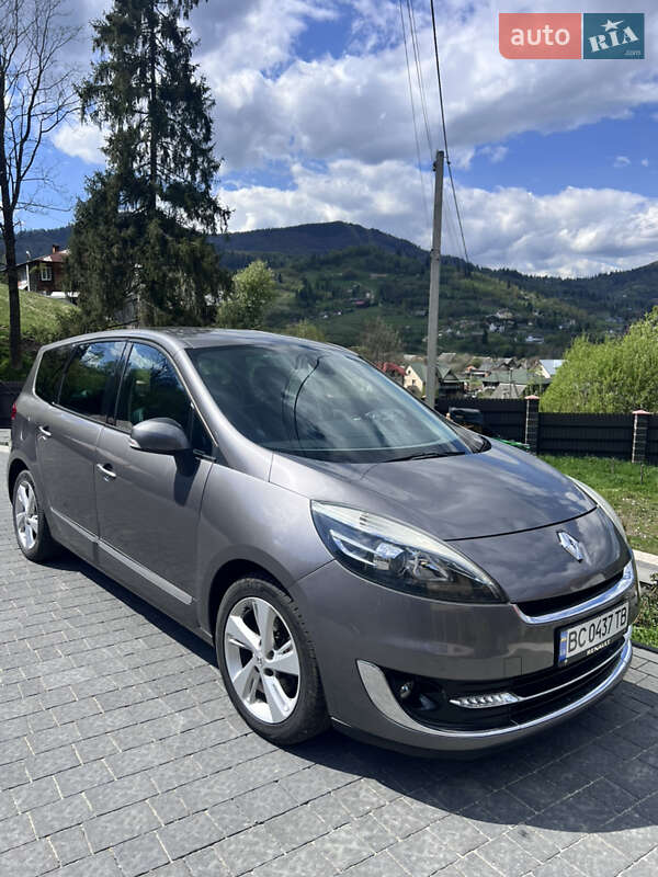 Renault Scenic 2012