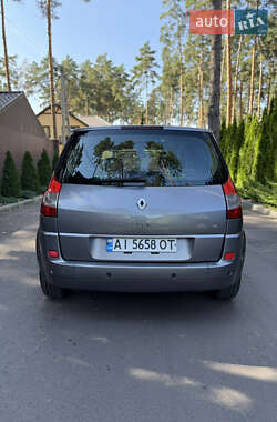 Минивэн Renault Scenic 2009 в 