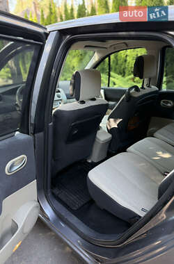 Минивэн Renault Scenic 2009 в 