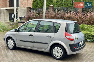Минивэн Renault Scenic 2004 в 
