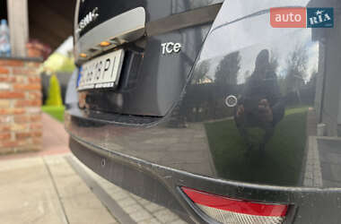 Минивэн Renault Scenic 2011 в 