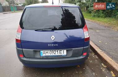 Минивэн Renault Scenic 2005 в 