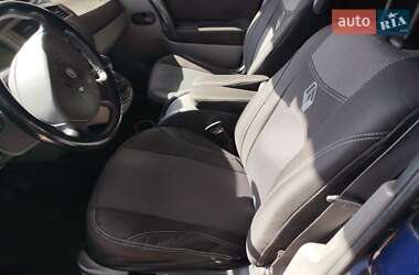 Минивэн Renault Scenic 2005 в 