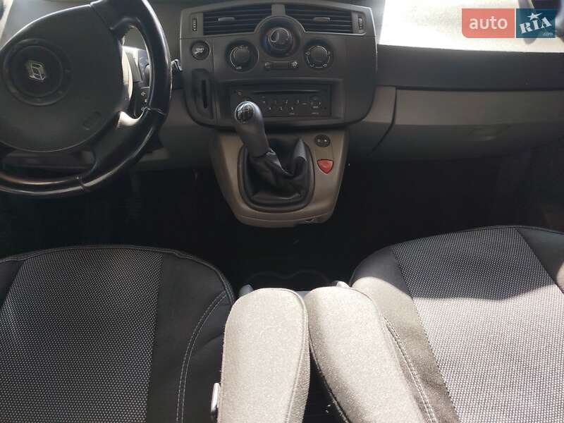 Минивэн Renault Scenic 2005 в Житомире