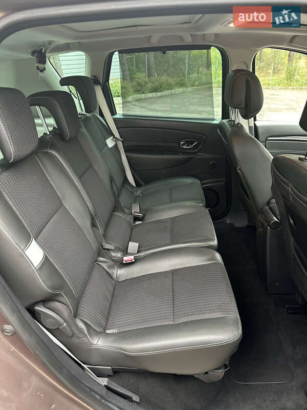 Минивэн Renault Scenic 2012 в Виннице