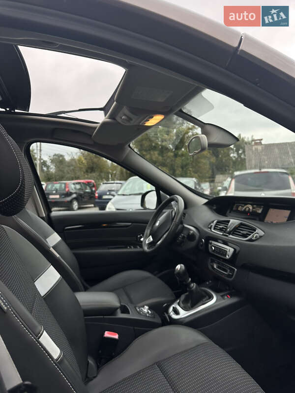 Минивэн Renault Scenic 2012 в Виннице