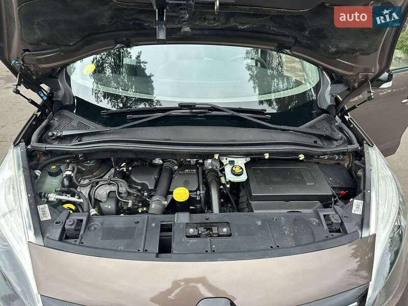 Минивэн Renault Scenic 2012 в Виннице
