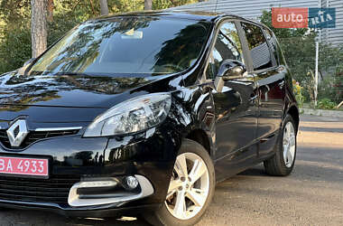 Минивэн Renault Scenic 2015 в 