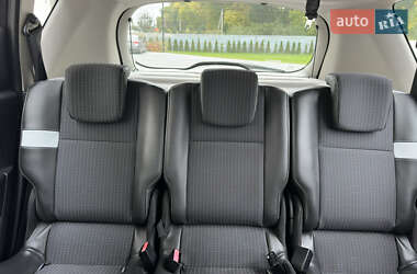 Минивэн Renault Scenic 2012 в 