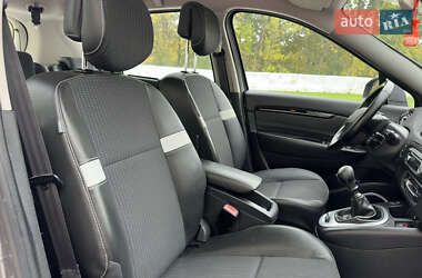 Минивэн Renault Scenic 2012 в 