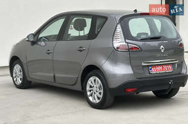 Минивэн Renault Scenic 2012 в 