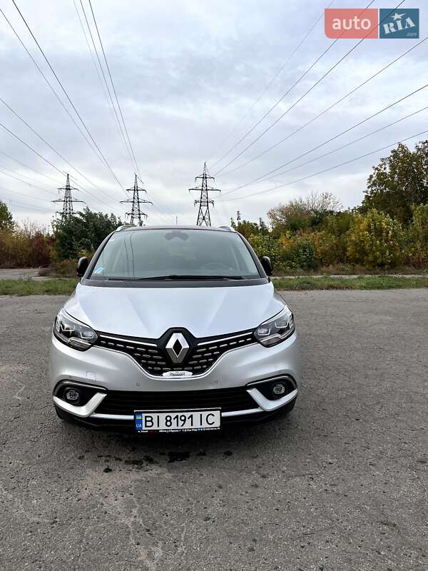 Минивэн Renault Scenic 2019 в 