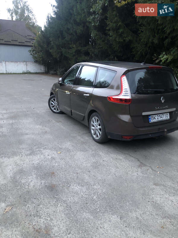 Минивэн Renault Scenic 2010 в Костополе