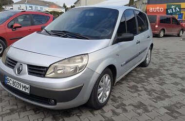 Минивэн Renault Scenic 2004 в Млинове