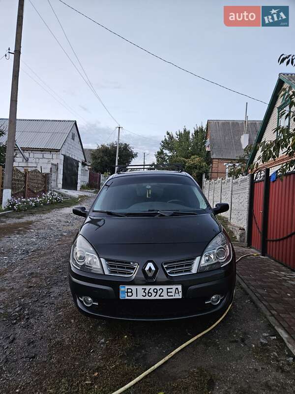 Минивэн Renault Scenic 2009 в Хороле