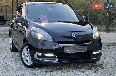 Минивэн Renault Scenic 2012 в 