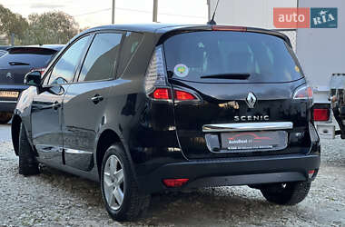 Минивэн Renault Scenic 2012 в 