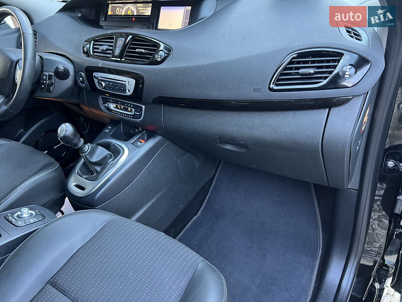 Минивэн Renault Scenic 2012 в Львове фото 30 Минивэн Renault Scenic 2012 в Львове