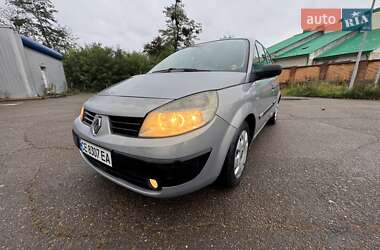 Минивэн Renault Scenic 2004 в 