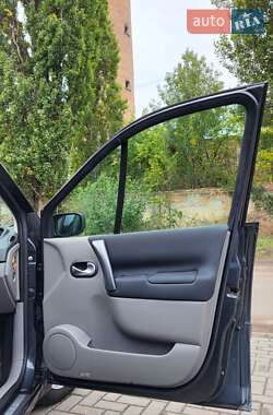 Минивэн Renault Scenic 2006 в 