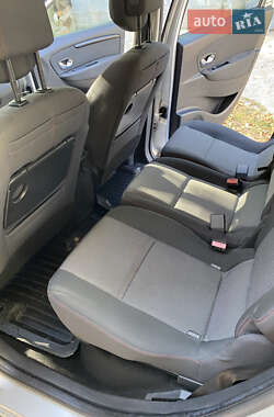 Универсал Renault Scenic 2012 в 