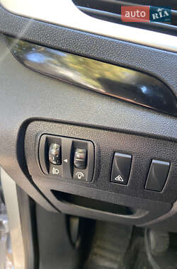 Универсал Renault Scenic 2012 в 