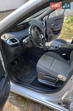 Универсал Renault Scenic 2012 в 